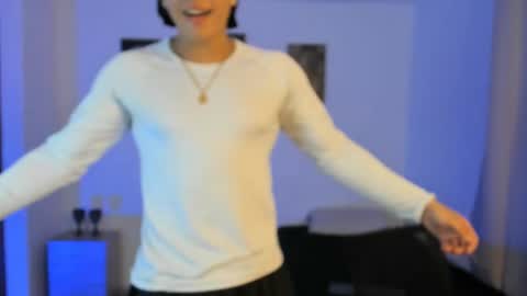 Snapshot of sant_wahlberg chatting on June 14, 2026, 12:41 am Sant online show from June 14, 2026, 12:41 am