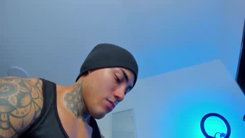 Santi Ferrer online show from November 20, 2025, 2:12 am