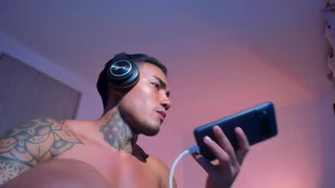 Santi Ferrer online show from May 29, 2026, 4:32 am