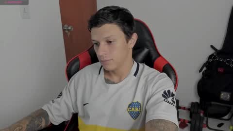 Snapshot of santi_alpha chatting on September 23, 2025, 11:08 pm Santi online show from September 23, 2025, 11:08 pm