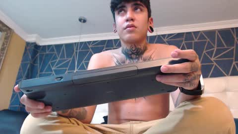 SantiAbader online show from January 17, 2026, 8:01 pm