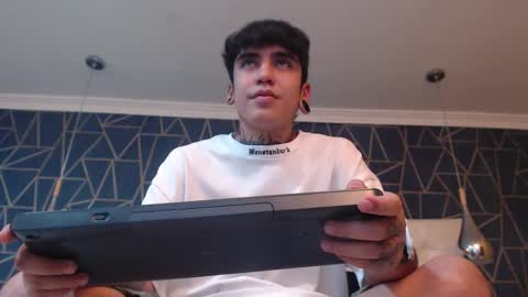 SantiAbader online show from January 18, 2026, 7:28 pm