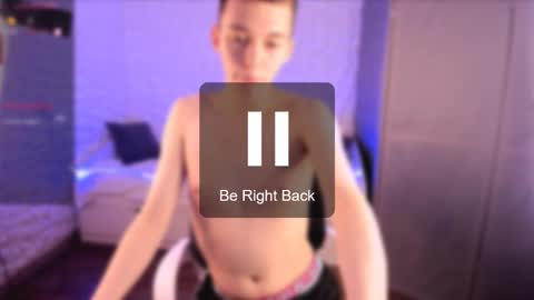 santiago__perez online show from December 2, 2025, 3:07 pm