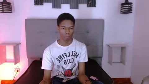 Santiiiiii  online show from February 23, 2026, 12:35 pm