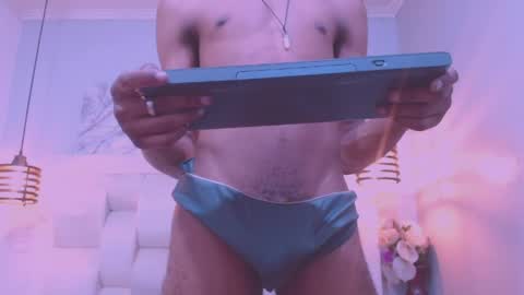 Santiiiiii  online show from March 27, 2026, 10:09 pm