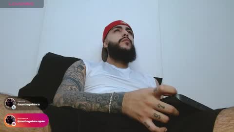 Snapshot of santiagohincapiie chatting on April 7, 2026, 2:23 am Santiago Hincapiie online show from April 7, 2026, 2:23 am