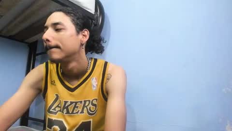 Santiago    online show from February 1, 2025, 2:56 pm