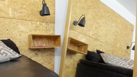 Snapshot of santiblack7 chatting on October 9, 2025, 7:45 pm  Santi online show from October 9, 2025, 7:45 pm