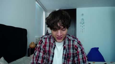 Santii online show from December 20, 2024, 3:42 pm