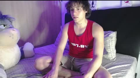 Snapshot of santii_rose chatting on April 28, 2026, 1:59 am Santii online show from April 28, 2026, 1:59 am