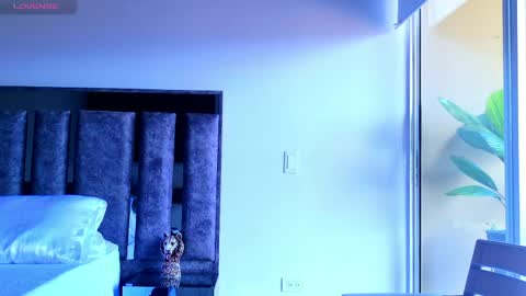 Santiago Seans online show from May 1, 2026, 4:44 pm