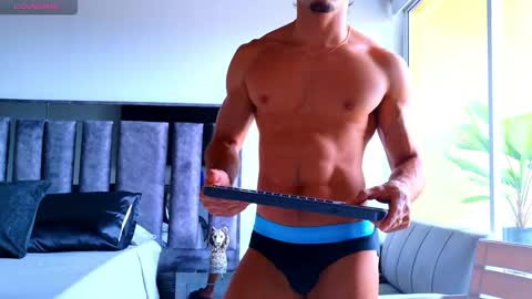 Santiago Seans online show from May 11, 2026, 3:29 pm