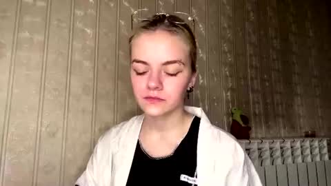 Snapshot of santinalabonne chatting on June 27, 2026, 7:35 am Rina online show from June 27, 2026, 7:35 am