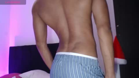 santi online show from December 14, 2025, 6:08 am