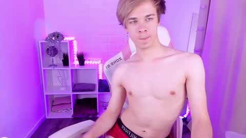 Santo online show from September 11, 2025, 8:53 pm