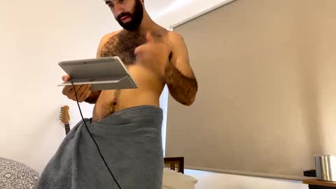 Papi online show from December 9, 2024, 8:33 pm