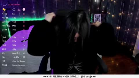 Snapshot of santos_liah chatting on March 11, 2025, 5:24 pm Liah Santos online show from March 11, 2025, 5:24 pm