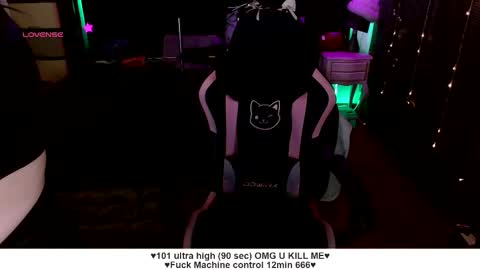 Snapshot of santos_liah chatting on September 30, 2025, 12:21 pm Liah Santos online show from September 30, 2025, 12:21 pm