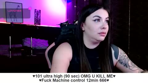 Snapshot of santos_liah chatting on October 1, 2025, 5:41 pm Liah Santos online show from October 1, 2025, 5:41 pm