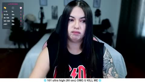 Snapshot of santos_liah chatting on April 23, 2026, 12:15 pm Liah Santos online show from April 23, 2026, 12:15 pm