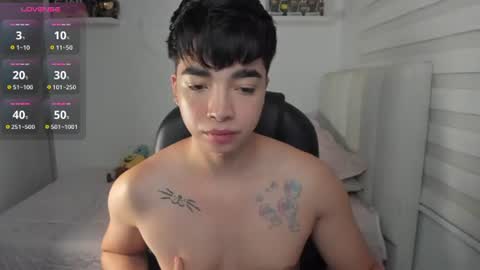 Snapshot of santy7u7 chatting on June 26, 2026, 1:26 pm Mr. Santiago online show from June 26, 2026, 1:26 pm