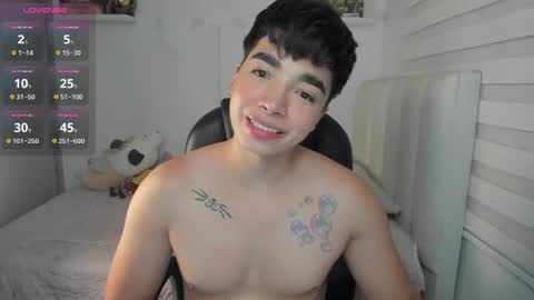 Snapshot of santy7u7 chatting on July 3, 2026, 1:50 pm Mr. Santiago online show from July 3, 2026, 1:50 pm