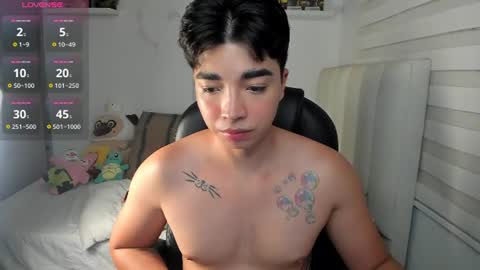 Snapshot of santy7u7 chatting on August 7, 2026, 8:55 pm Mr. Santiago online show from August 7, 2026, 8:55 pm