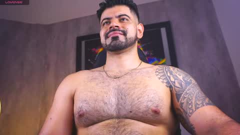santiago online show from May 6, 2026, 10:31 am