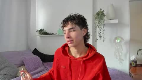 kitty online show from January 15, 2026, 5:49 pm