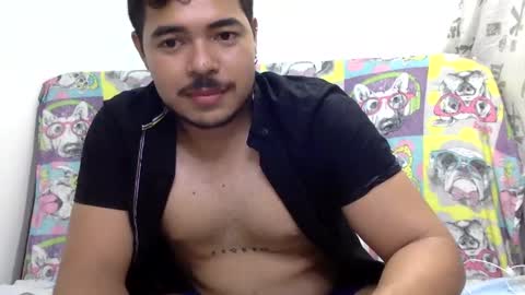 santy_sexymen online show from October 3, 2025, 3:58 am