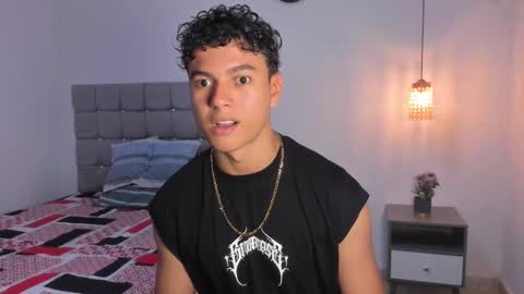 santy_stump online show from February 4, 2026, 12:05 am