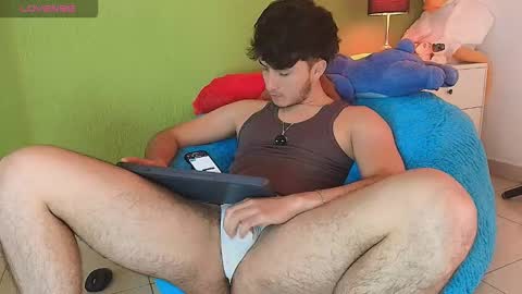 Santyago online show from September 10, 2025, 7:03 pm