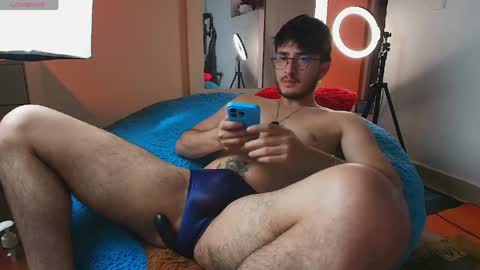 Snapshot of santyago_taylor chatting on May 11, 2026, 9:12 pm Santyago online show from May 11, 2026, 9:12 pm