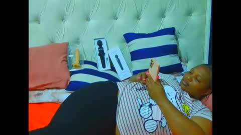 sanuche59670 online show from February 21, 2026, 7:37 pm