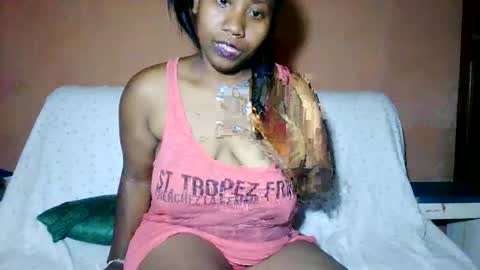 Snapshot of sanyah513 chatting on May 5, 2026, 7:22 pm sanya online show from May 5, 2026, 7:22 pm