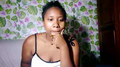 Snapshot of sanyah513 chatting on June 1, 2026, 5:42 am sanya online show from June 1, 2026, 5:42 am
