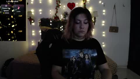 sanyaseraphine0 online show from May 6, 2026, 6:57 pm