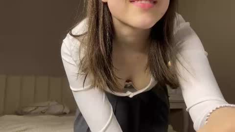 Anny online show from February 12, 2026, 10:27 pm