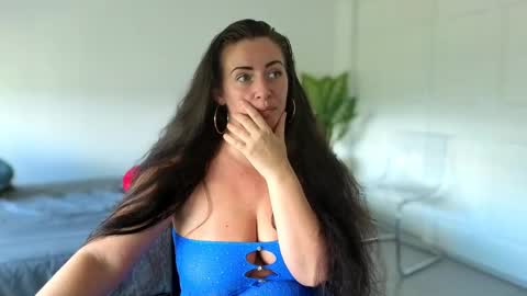 sapphir3xoxo online show from September 16, 2025, 2:51 pm