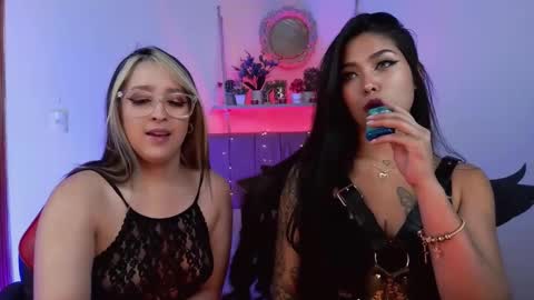 Snapshot of sapphire_lilac chatting on January 30, 2025, 8:01 am Carla online show from January 30, 2025, 8:01 am