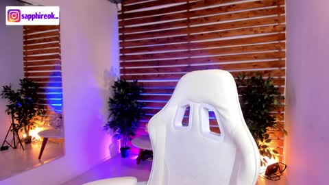 Valerin online show from May 3, 2026, 11:44 pm