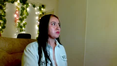 Snapshot of sara912679 chatting on May 21, 2026, 1:40 pm sara912679 online show from May 21, 2026, 1:40 pm