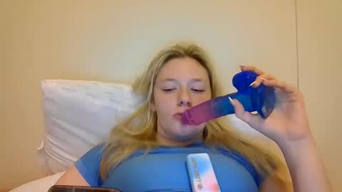 Snapshot of sara9920 chatting on May 4, 2026, 1:56 am sara9920 online show from May 4, 2026, 1:56 am