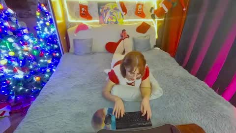 Snapshot of sara__foxy chatting on December 28, 2024, 3:37 pm sara foxy online show from December 28, 2024, 3:37 pm