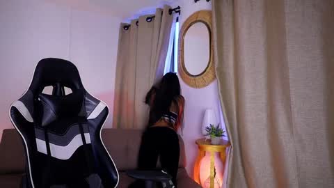 Snapshot of sara_albrecht chatting on December 14, 2024, 12:44 pm Sara  online show from December 14, 2024, 12:44 pm