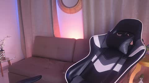 Snapshot of sara_albrecht chatting on January 17, 2025, 3:43 pm Sara  online show from January 17, 2025, 3:43 pm