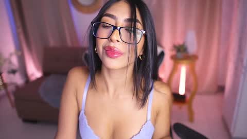 Snapshot of sara_albrecht chatting on January 22, 2025, 12:27 pm Sara  online show from January 22, 2025, 12:27 pm