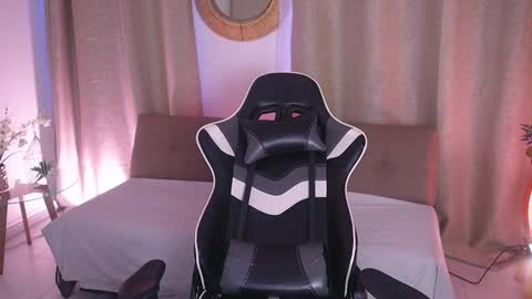 Snapshot of sara_albrecht chatting on February 3, 2025, 12:03 pm Sara  online show from February 3, 2025, 12:03 pm