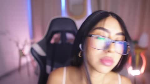 Snapshot of sara_albrecht chatting on February 4, 2025, 6:27 pm Sara  online show from February 4, 2025, 6:27 pm