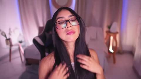 Snapshot of sara_albrecht chatting on February 11, 2025, 12:27 pm Sara  online show from February 11, 2025, 12:27 pm